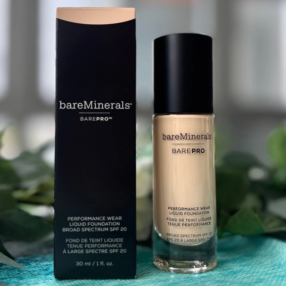 bareMinerals BAREPRO Liquid Foundation - Golden Ivory 08